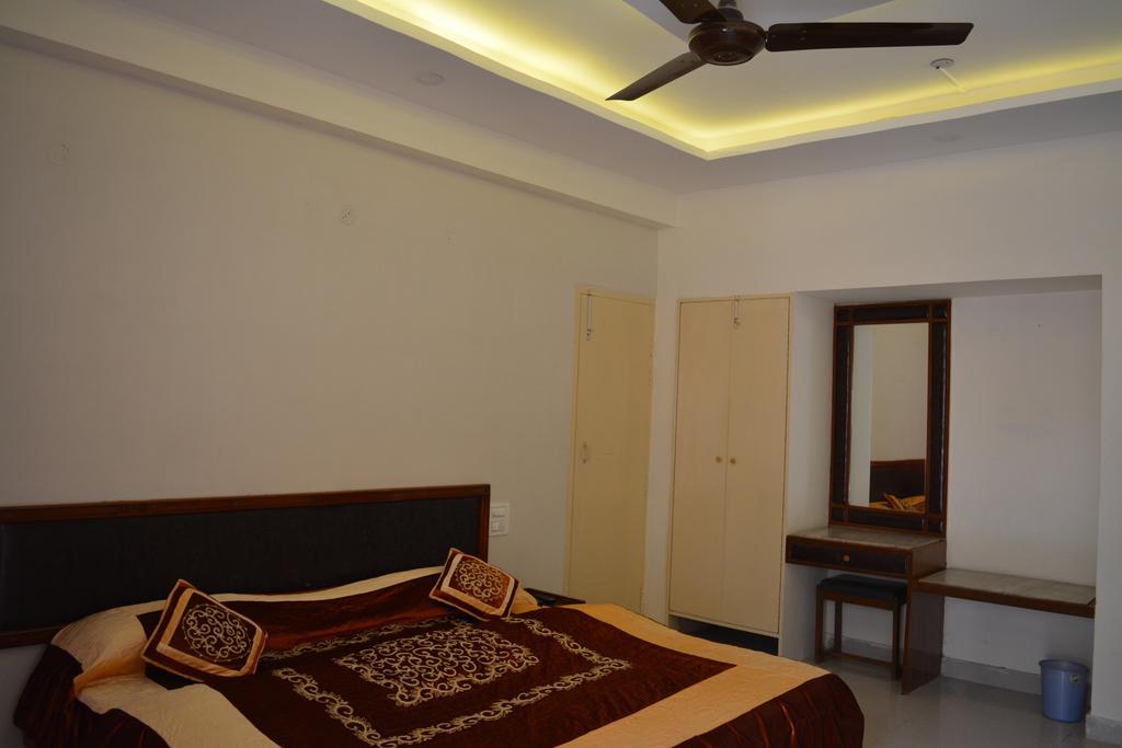 הרידוואר Hotel Mansarover International מראה חיצוני תמונה